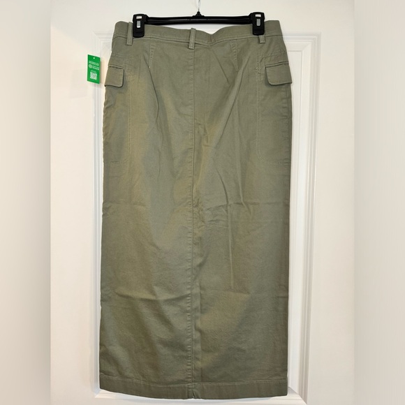 Gap Utility Midi Skirt, size 29/8 Tall, Mesculen Green - Picture 6 of 9